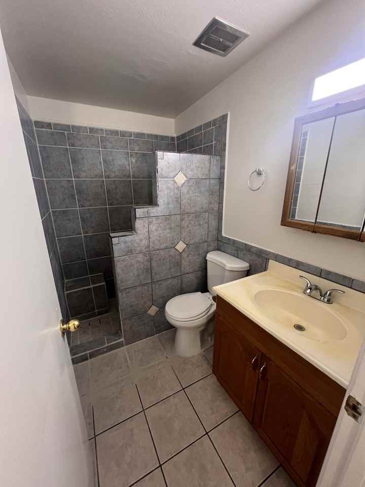 3659 E Ellington Pl #1 - Photo 2 of 10