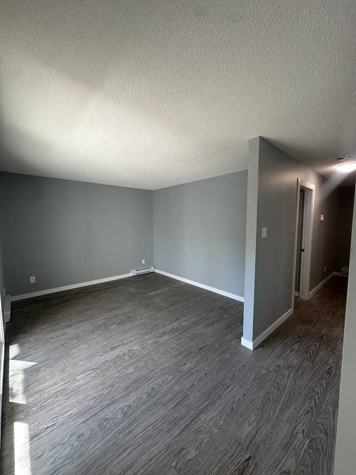 3030 Mcgill Cres #31 - Photo 3 of 8