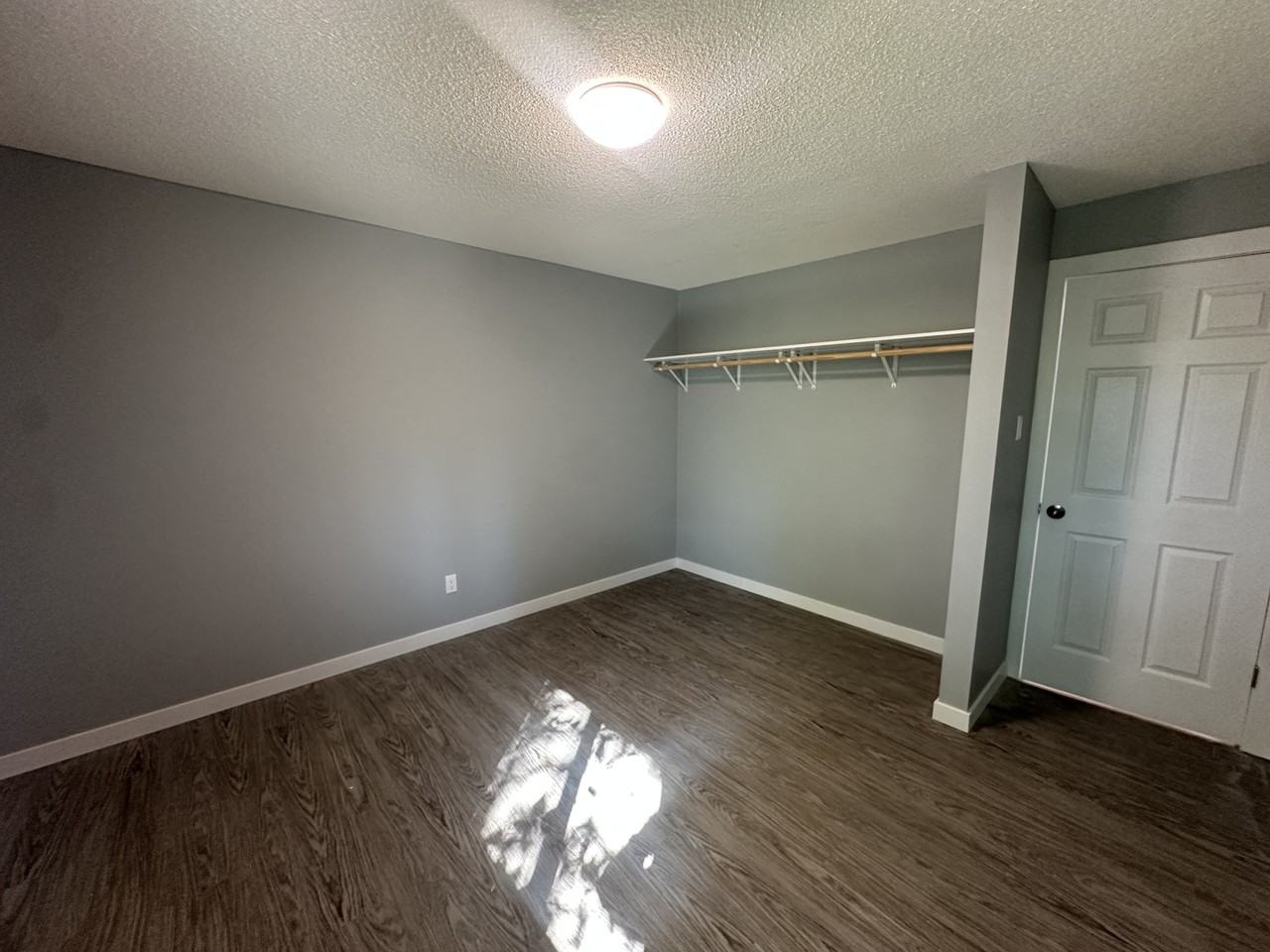 3030 Mcgill Cres #31 - Photo 5 of 8
