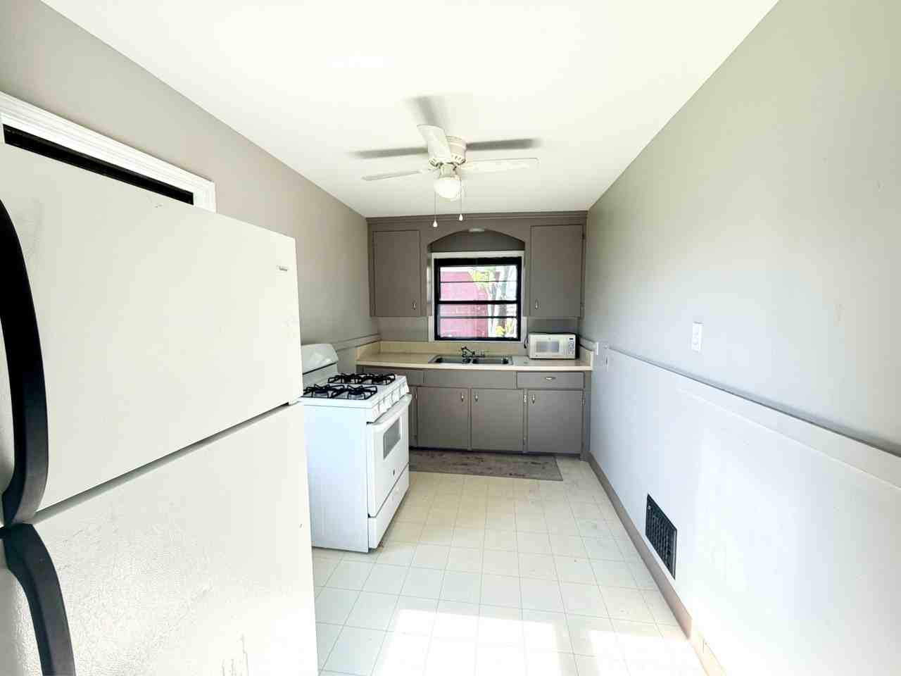 12 Knowlton Avenue - 24493 South Buffalo Street4493 South Buffalo Street #2 - Photo 4 of 7