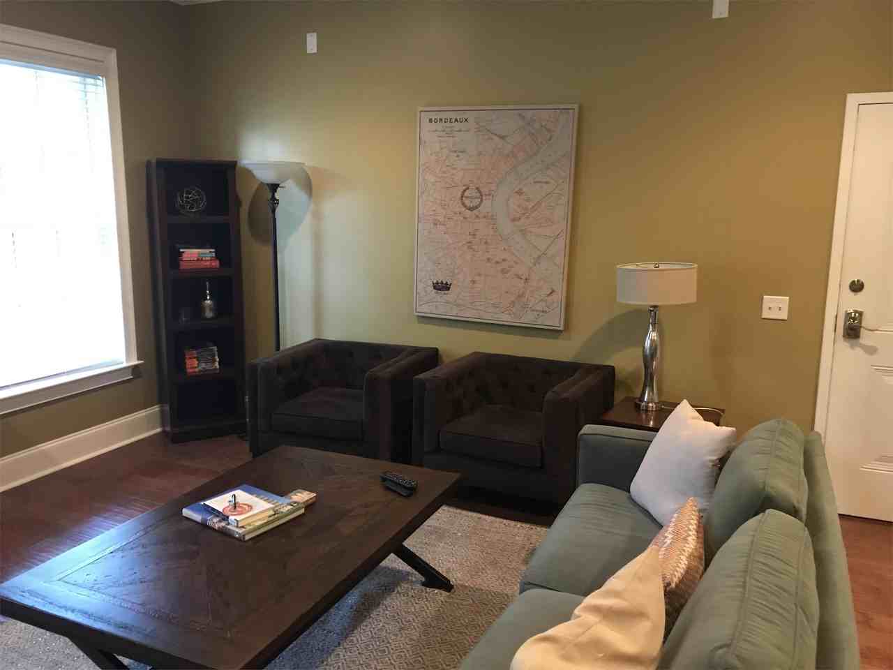 425 East McDonough StreetUnit 101 #101 - Photo 5 of 37