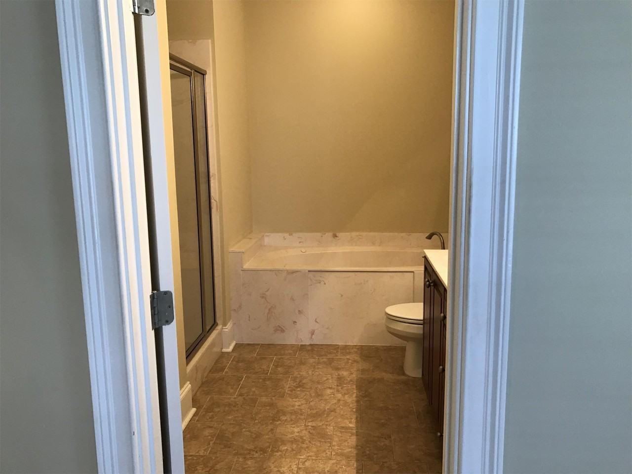 425 E Mcdonough St #104 - Photo 7 of 23