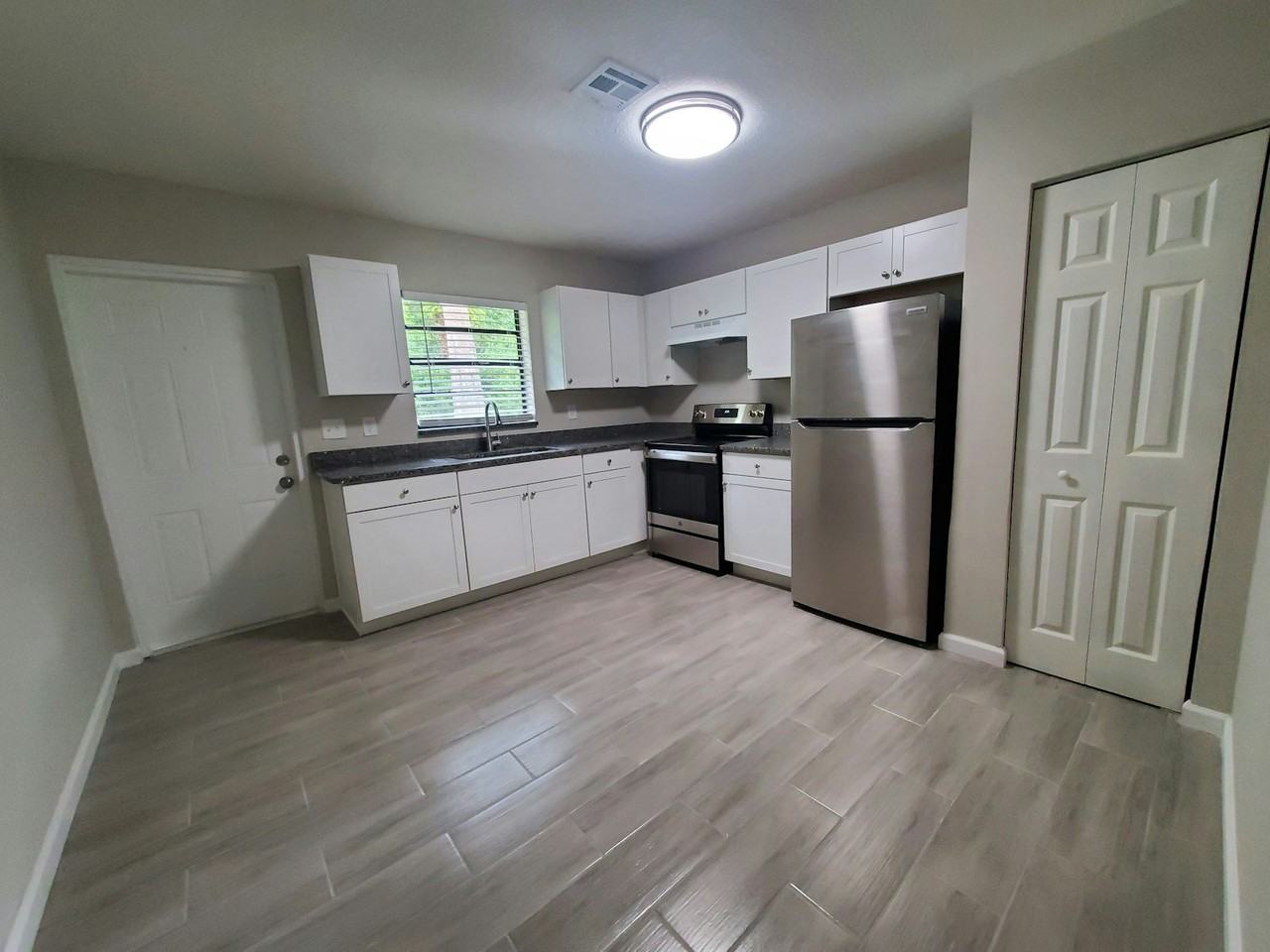 3300 South 7th Street, Unit C - Photo 2 of 11
