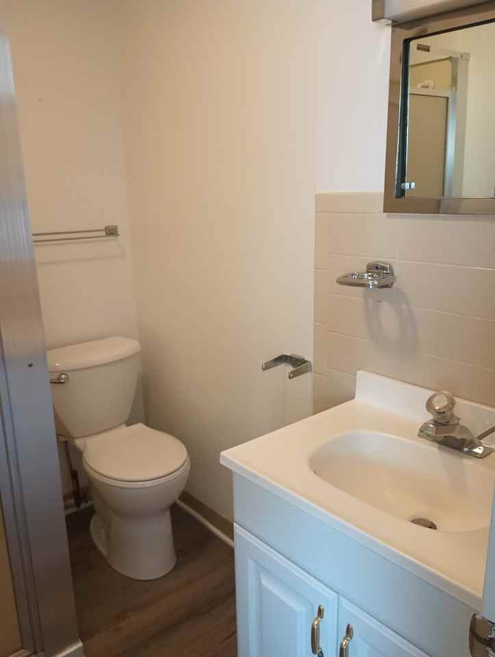 2441 Indiana Avenue - Photo 6 of 6