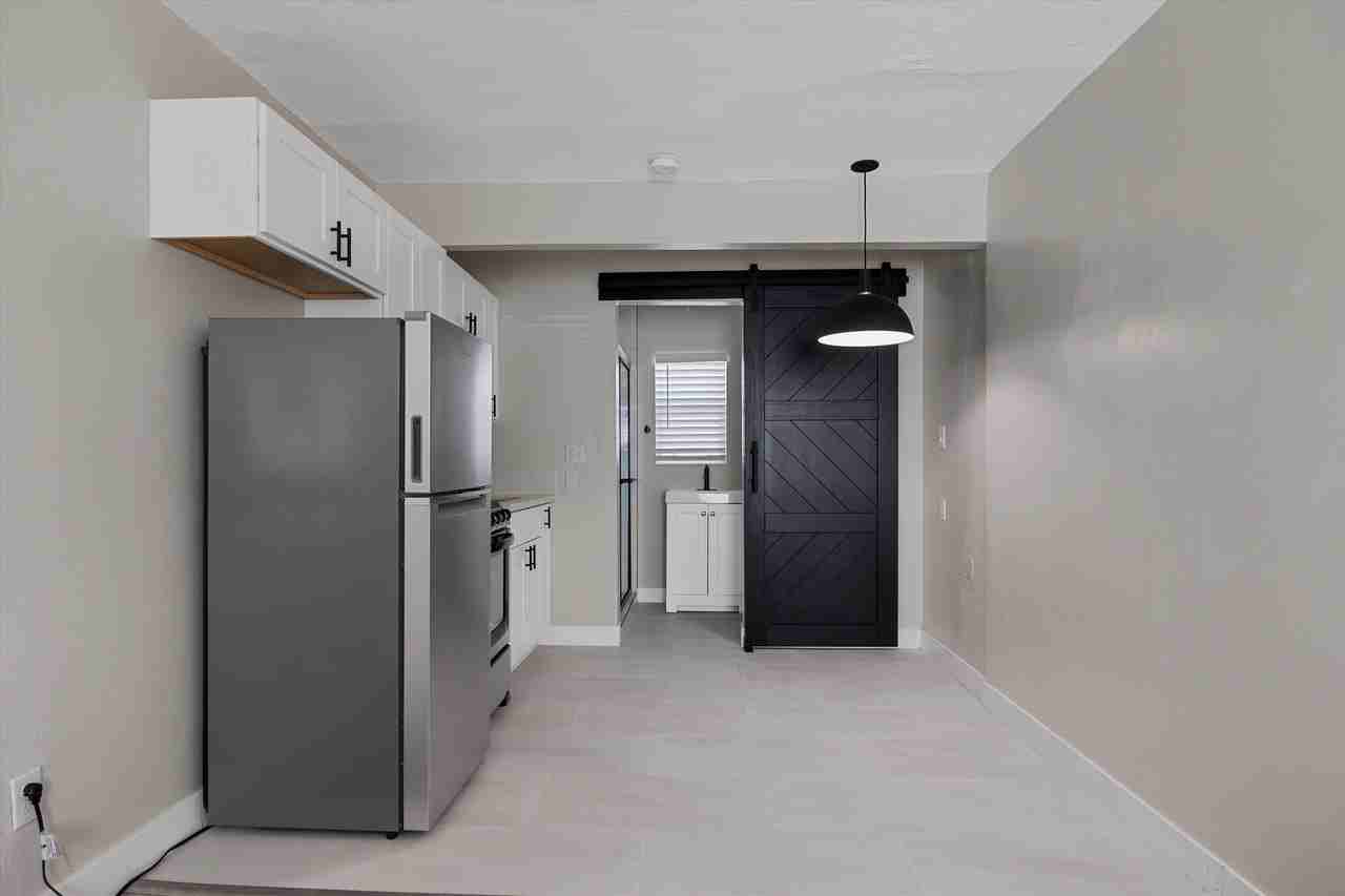 913 S. 3rd St. - Photo 6 of 29