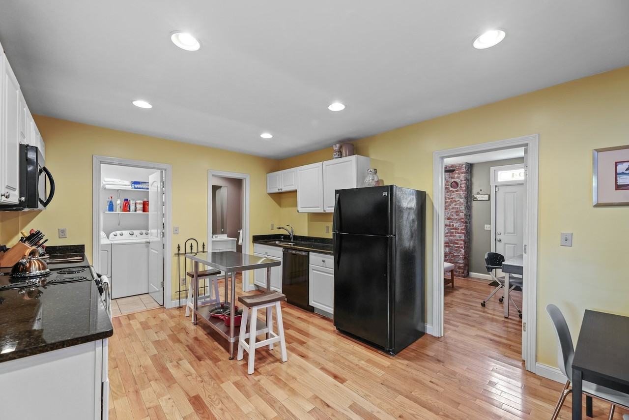 804 Main Street - Photo 4 of 30