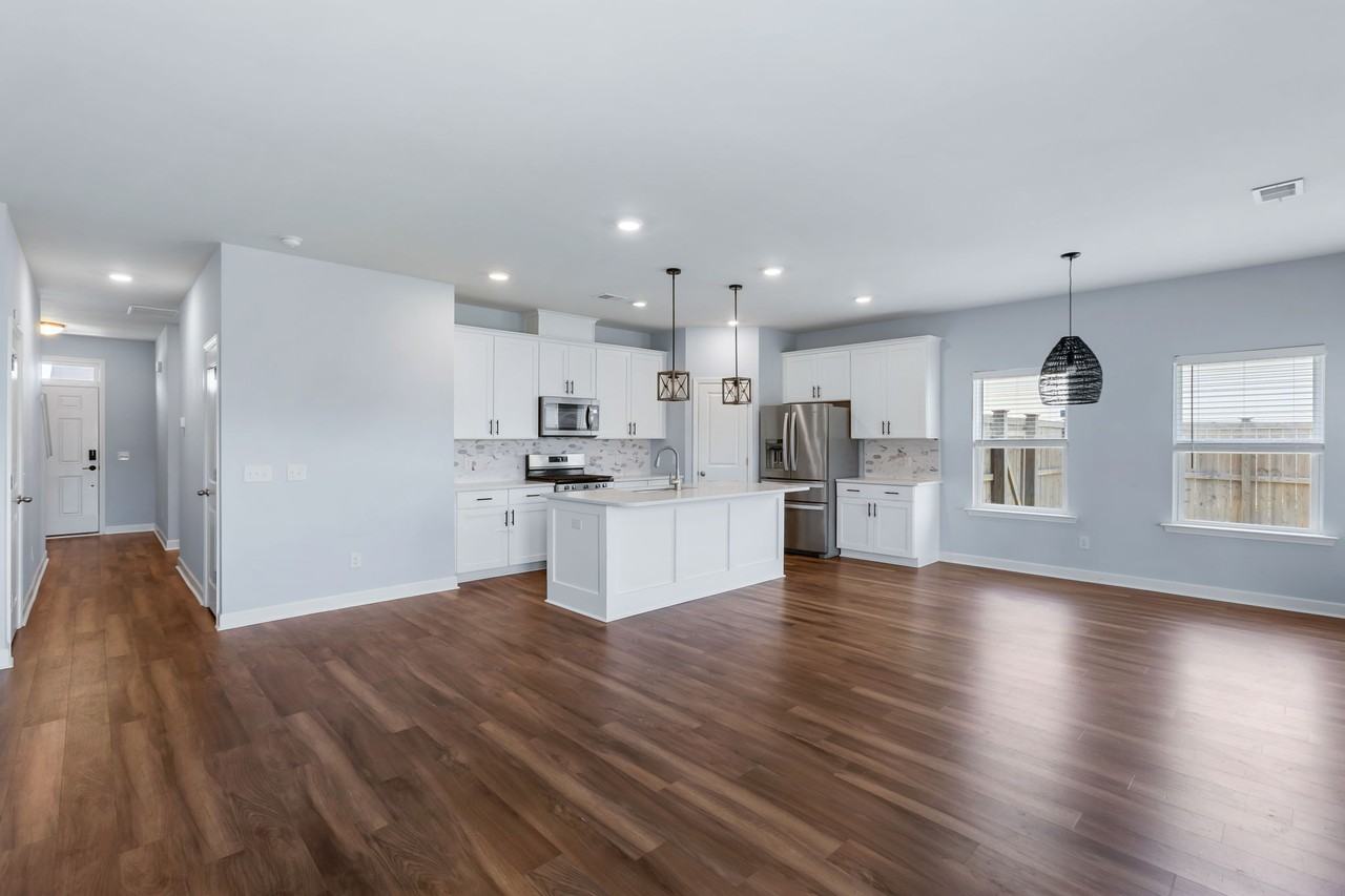 402 Carrara Dr #NA - Photo 4 of 15