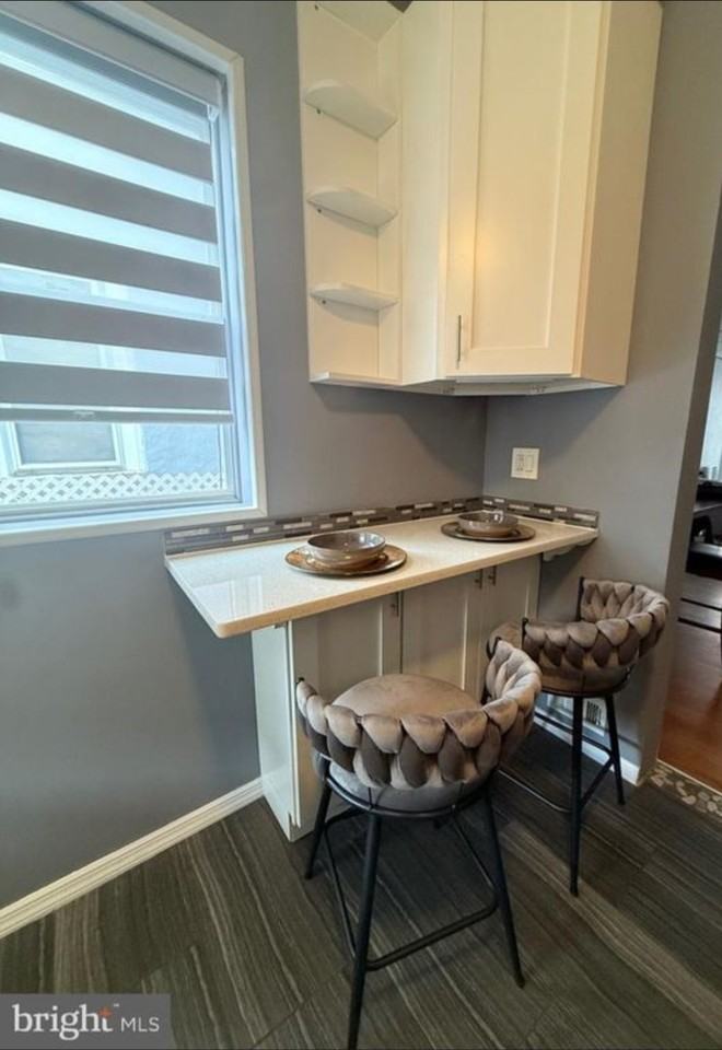 3146 Mercer St #1 - Photo 2 of 18