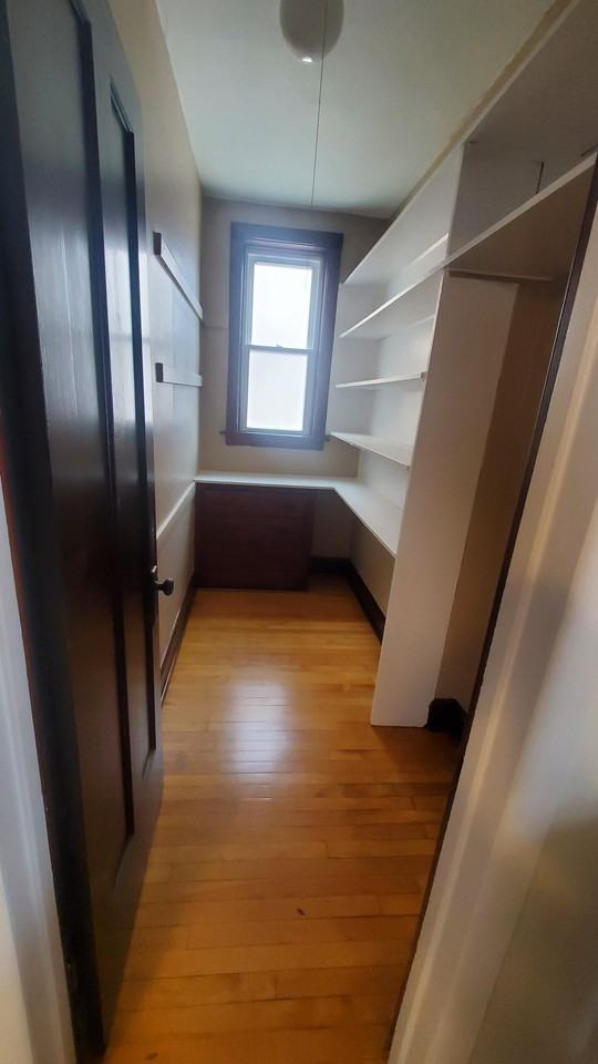 4928 W Barry Ave #1 - Photo 5 of 14