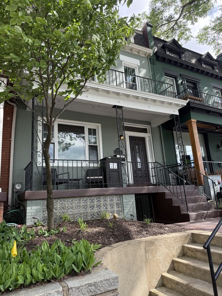 232 Rhode Island Ave Nw #NA