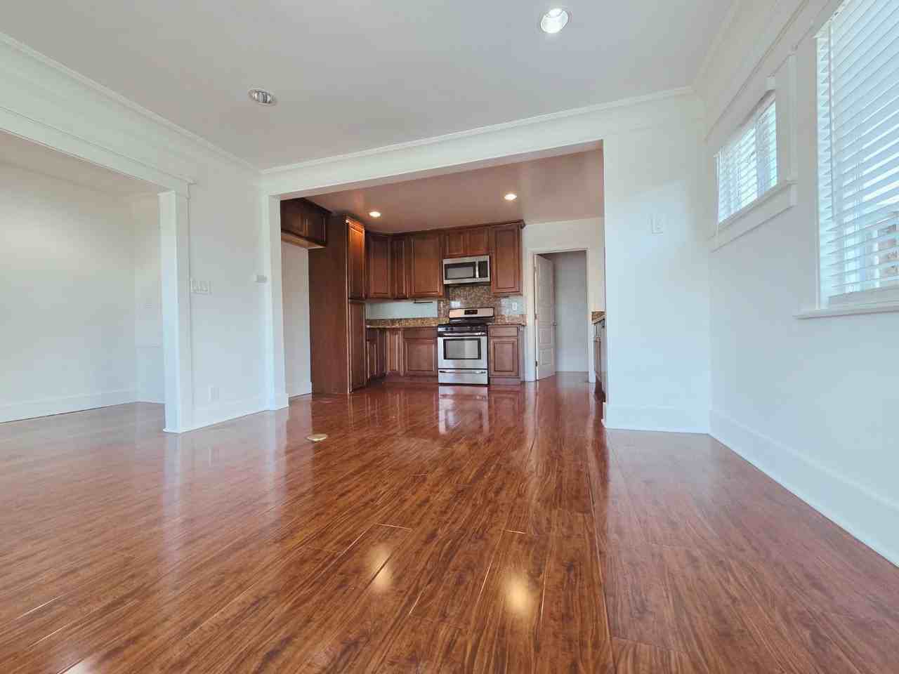 4857 Oakwood Ave #4857 - Photo 2 of 17