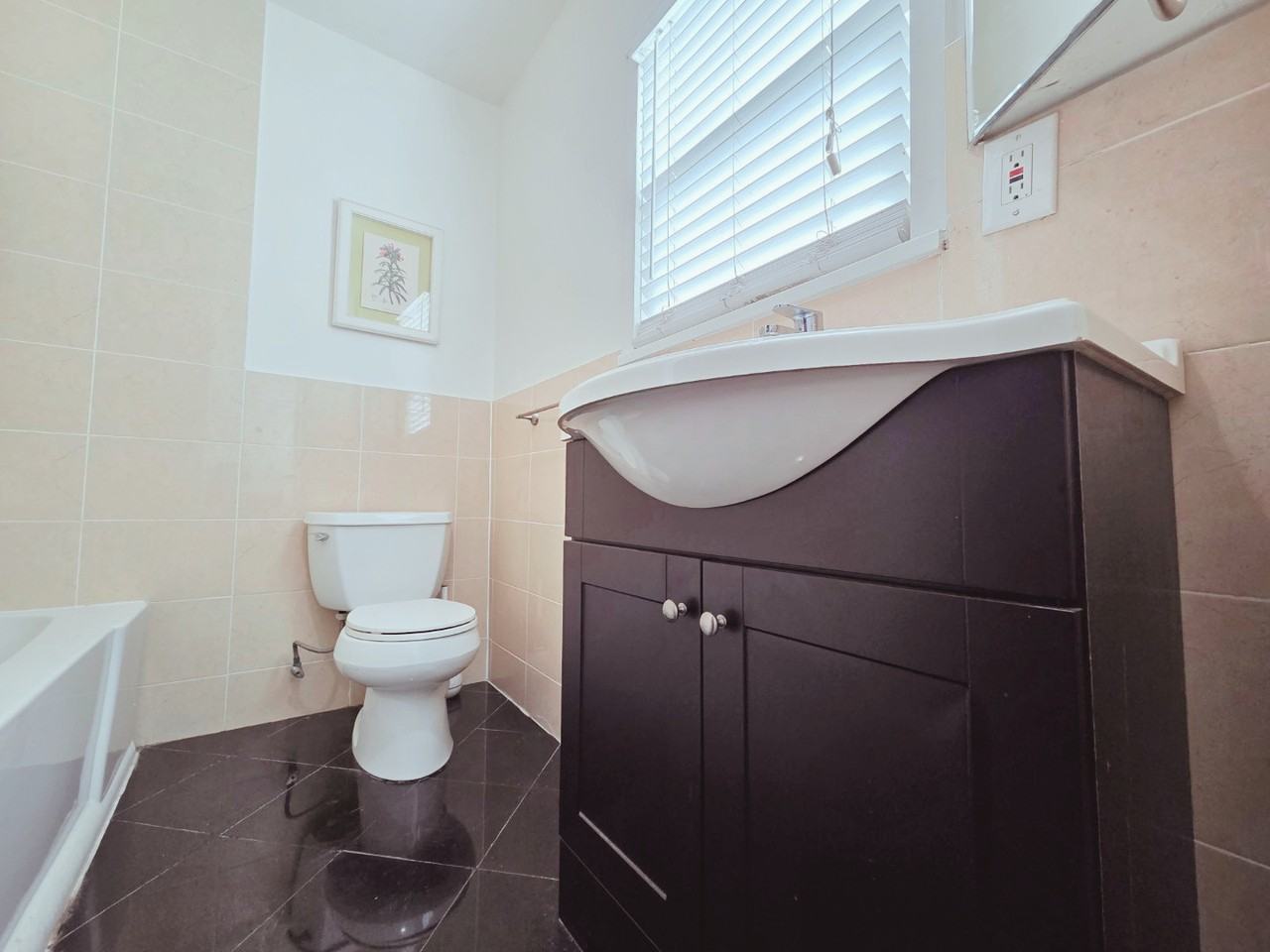 4857 Oakwood Ave #4857 - Photo 7 of 17