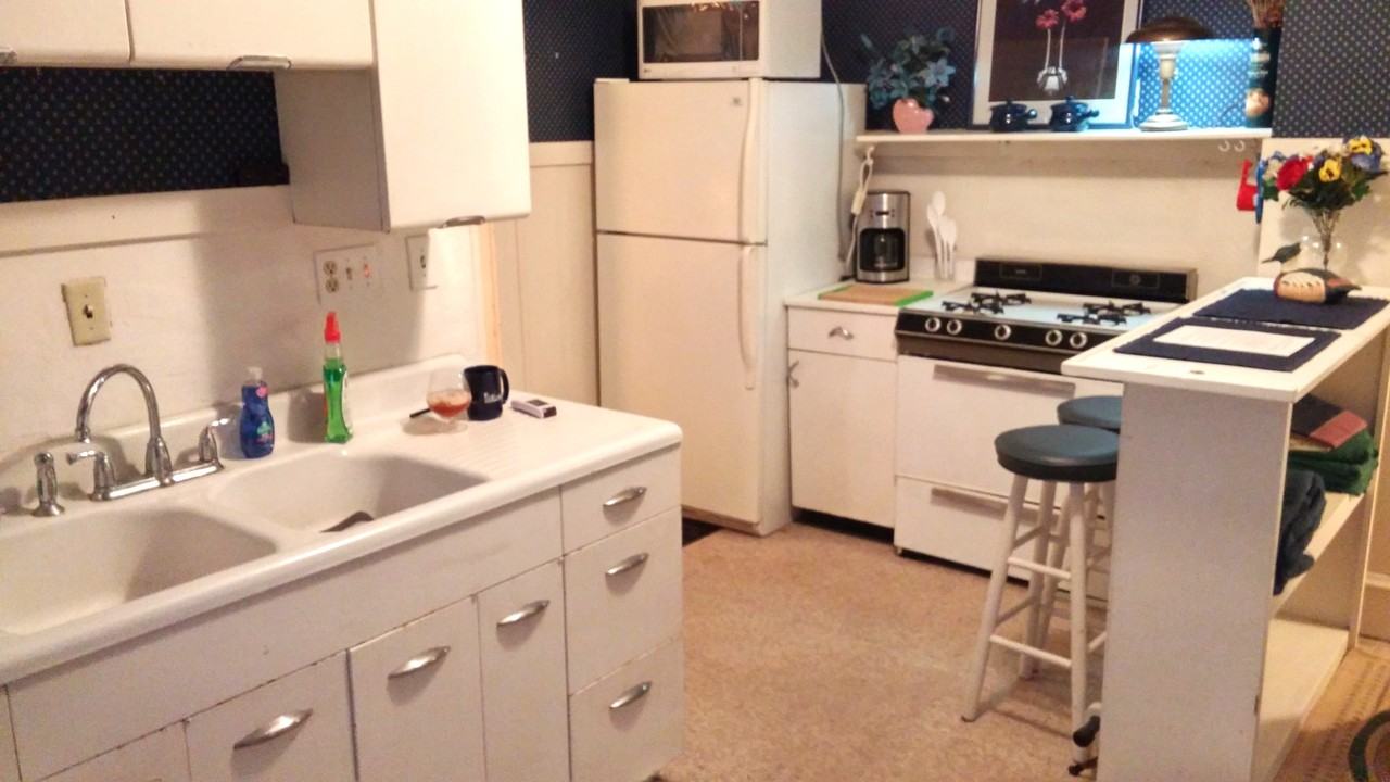 18415 Hoffman Ave #2 - Photo 5 of 10