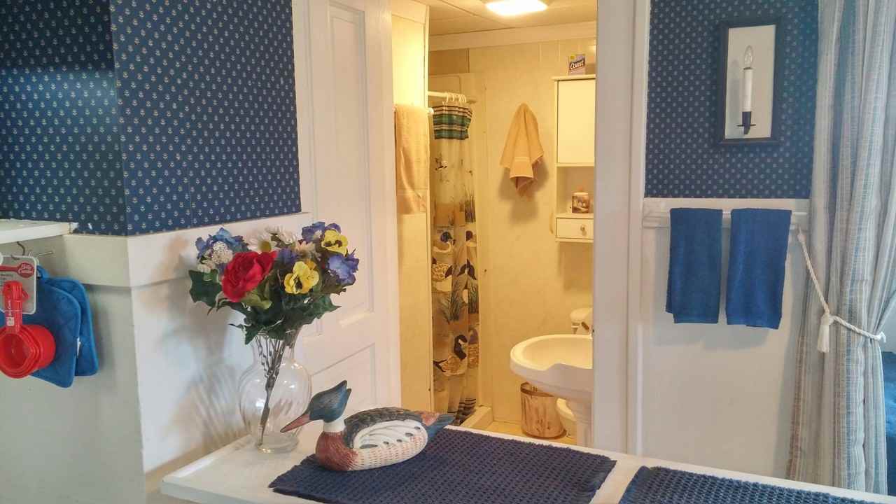 18415 Hoffman Ave #2 - Photo 6 of 10