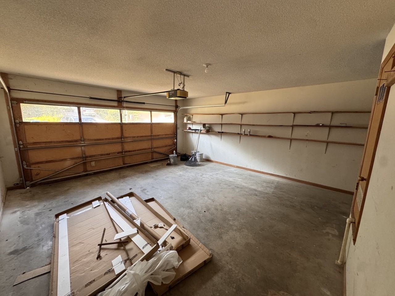 19 Burkwood Dr #NA - Photo 5 of 12