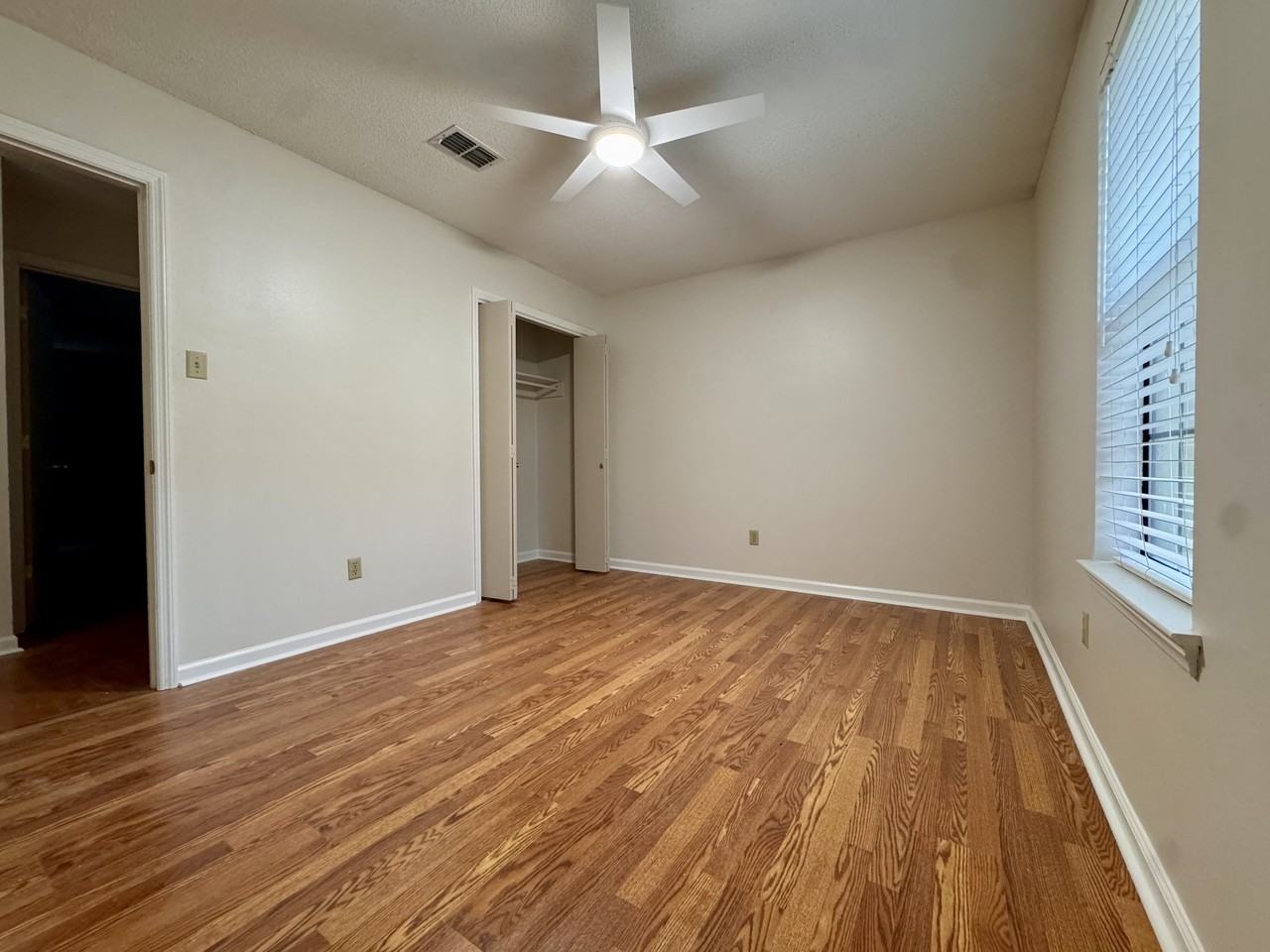 19 Burkwood Dr #NA - Photo 7 of 12