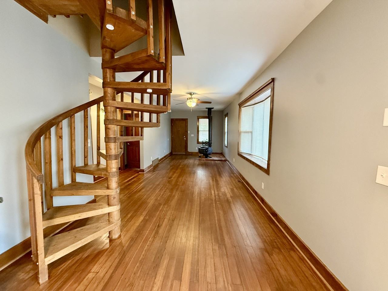 2121 W Kiowa St #NA - Photo 3 of 22