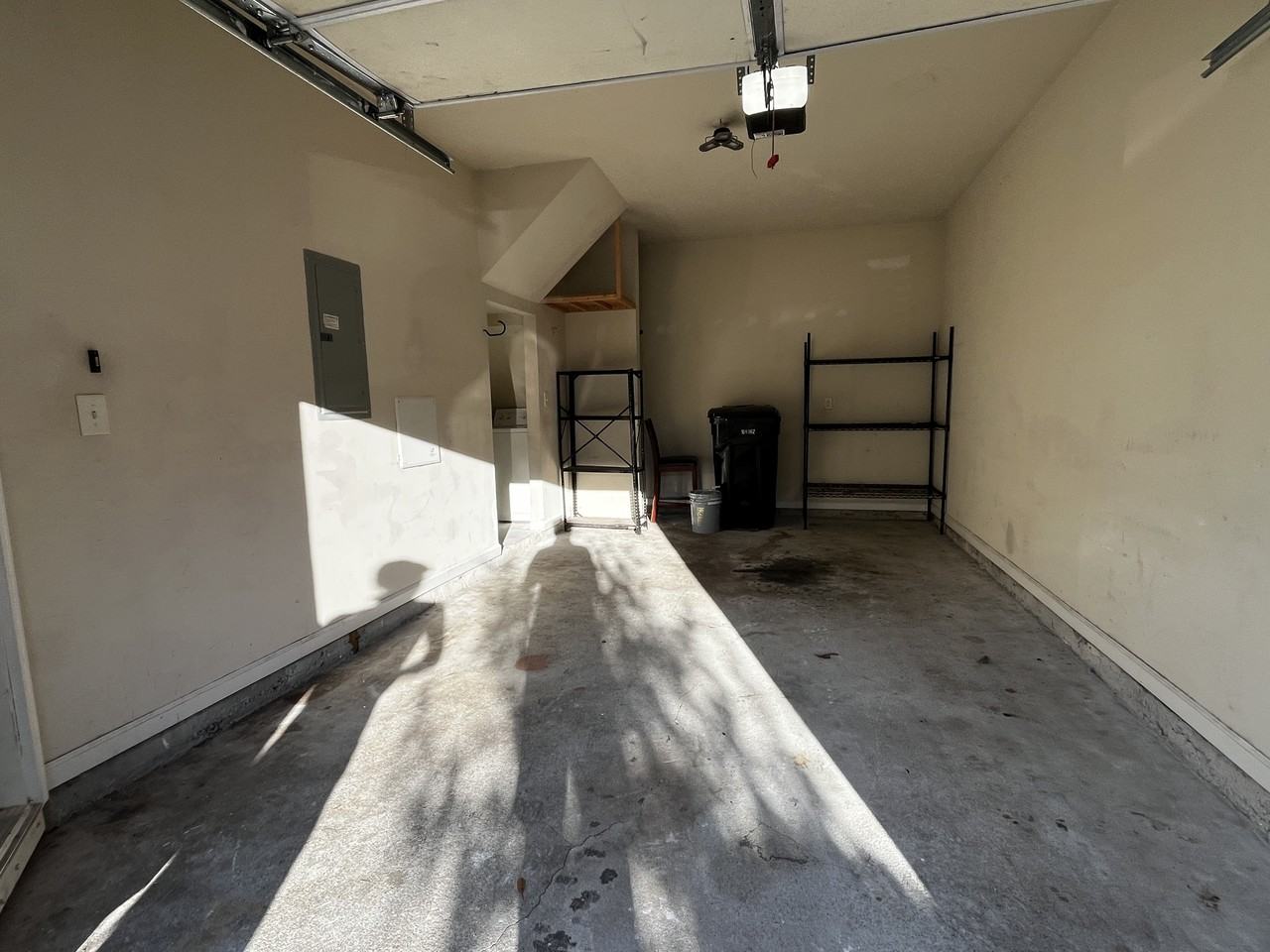 3298 Mill Springs Cir - Photo 3 of 22