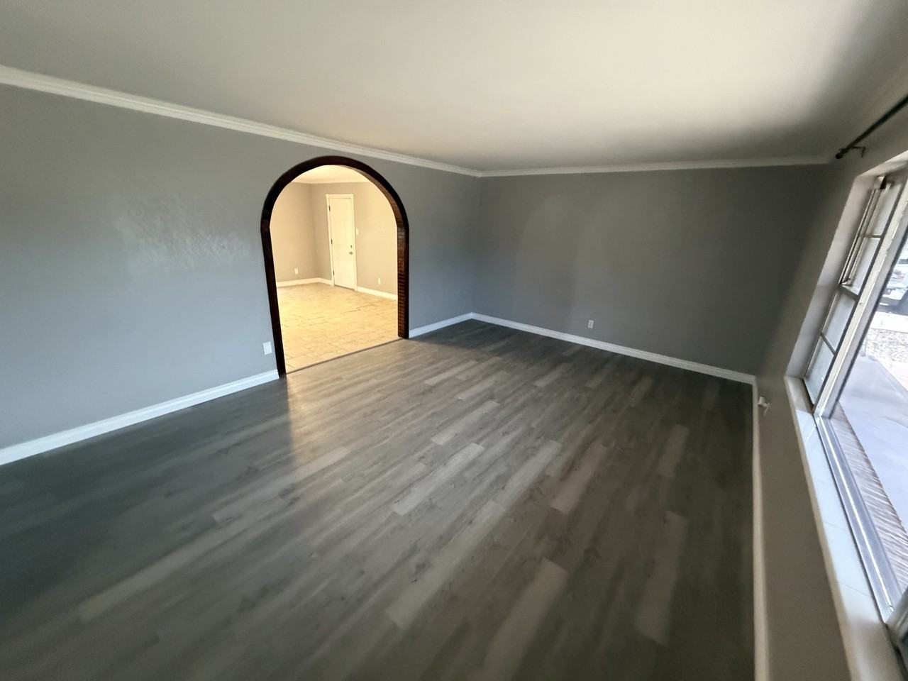 609 S Plains Park Dr #1 - Photo 5 of 17