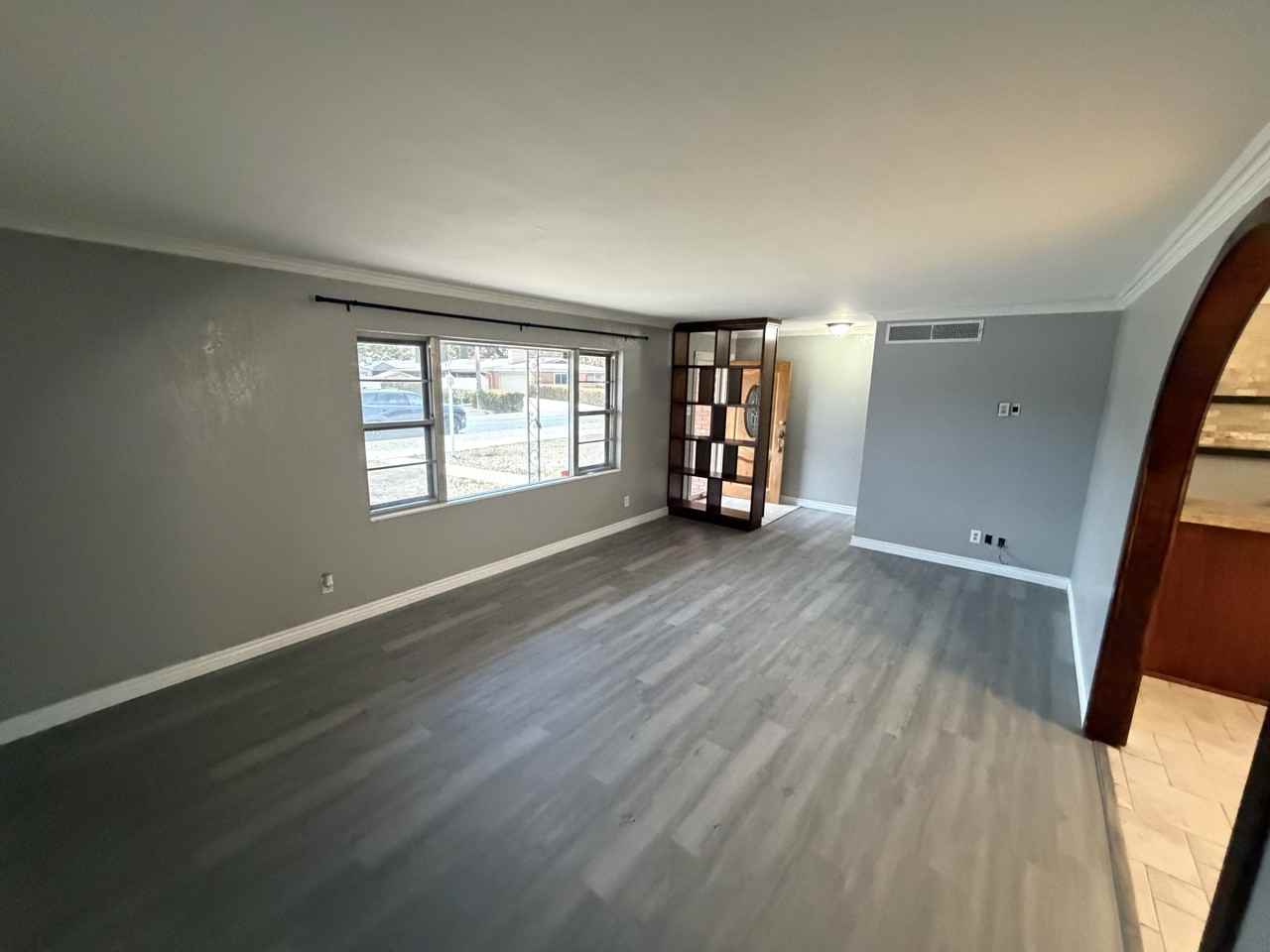 609 S Plains Park Dr #1 - Photo 6 of 17