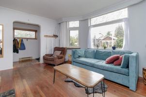 featured image of 639 Prideaux St