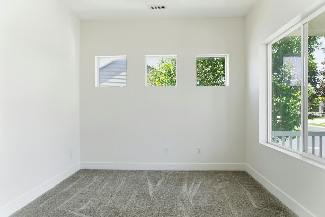 5152 East Sequoia Way - Photo 2 of 17