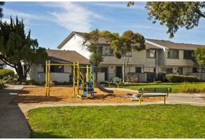 featured image of 4562 Reyes Dr