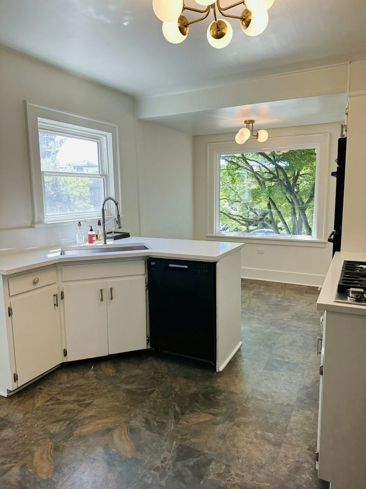 942 Northwest 58th Street - Photo 7 of 22