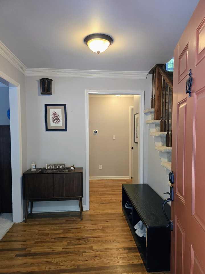 90 Martin Point Ct #NA - Photo 2 of 34