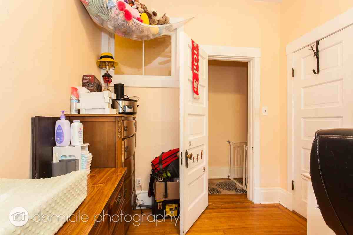 1533 W Leland Ave #1E - Photo 7 of 14