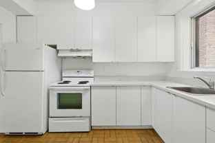 1235 Av Bernard - Photo 1 of 1