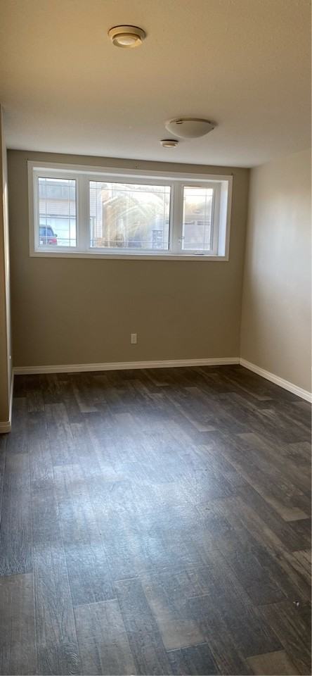 4857 Liberty St #B - Photo 2 of 13