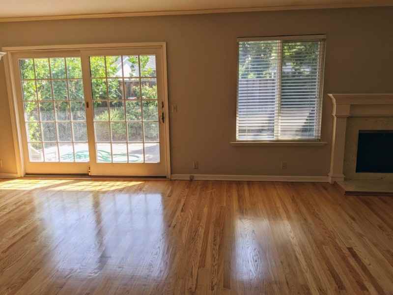2226 Riordan Dr - Photo 3 of 12
