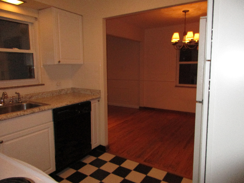 2149 Wesleyan Dr - Photo 5 of 23