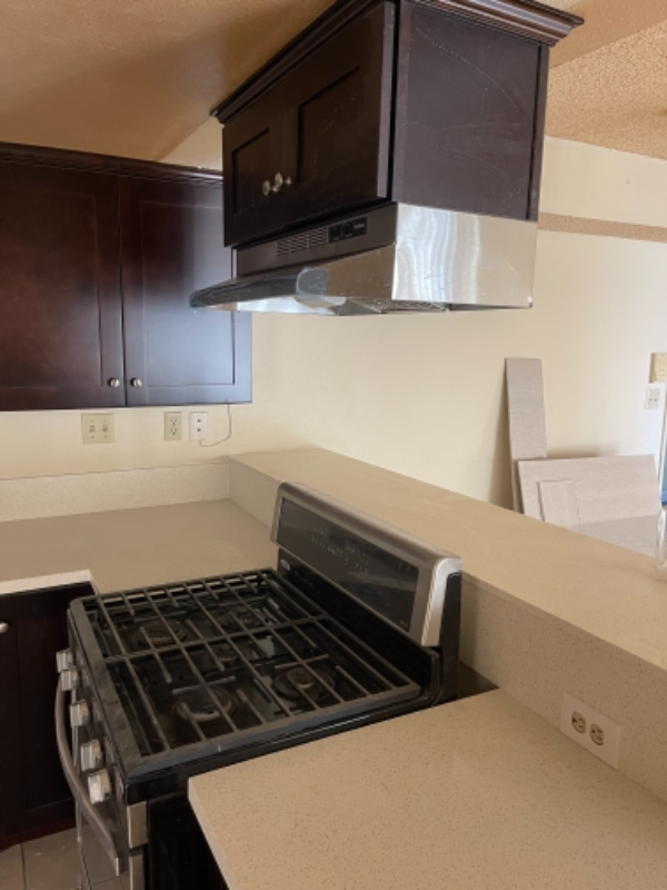 343 W Lomita Ave #101 - Photo 3 of 8