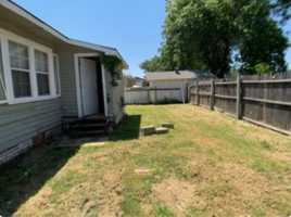 featured image of 2801 Nw 11th St