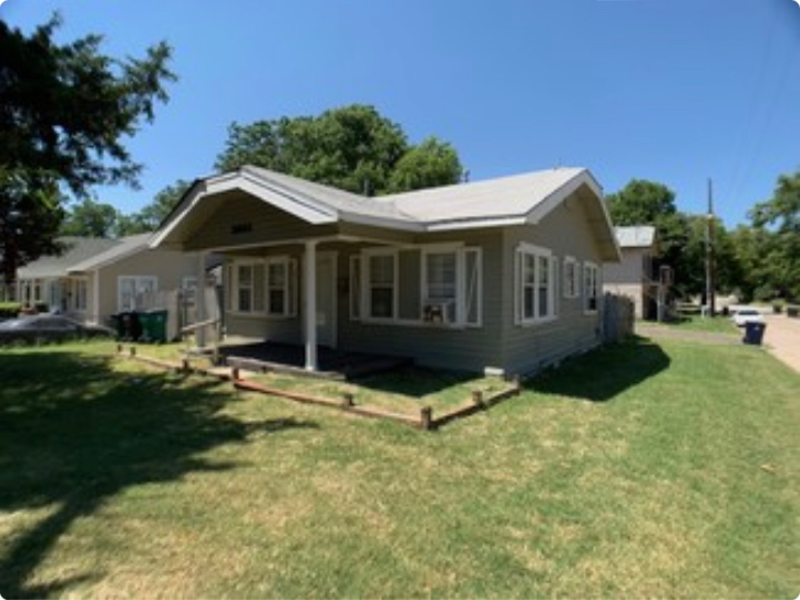 2801 Nw 11th St - Photo 2 of 15