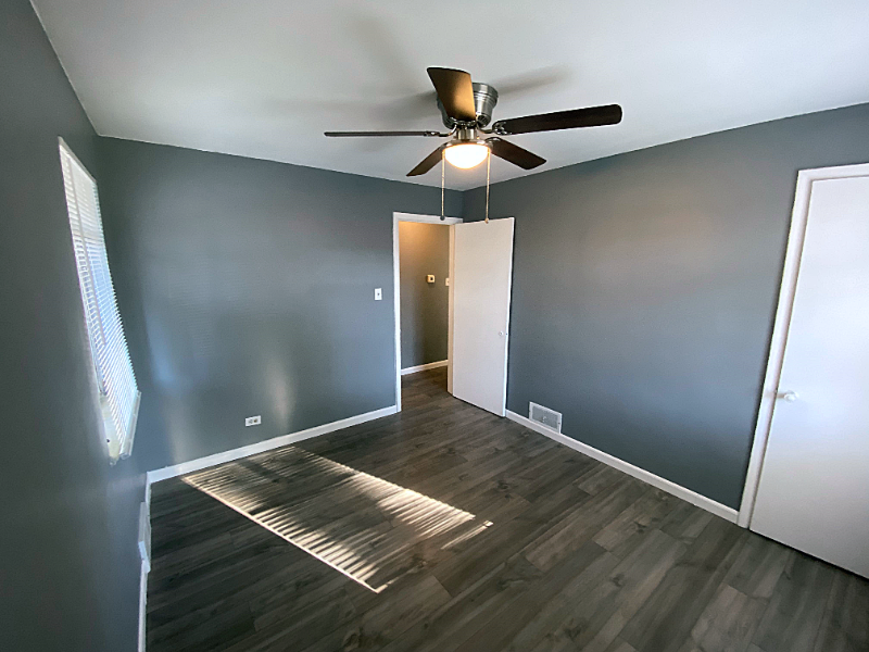 7825 E 14th Ave - Photo 7 of 12