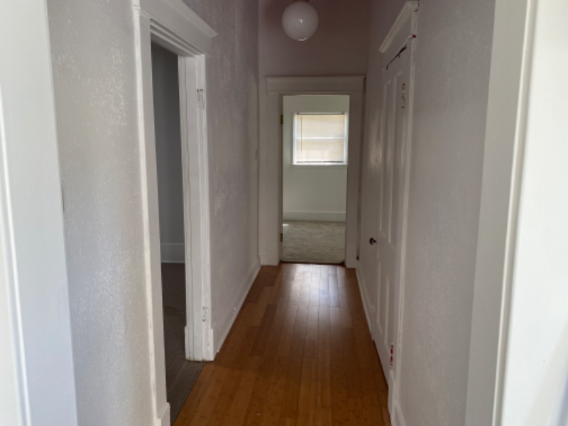 623 Uams Blvd #B - Photo 5 of 16