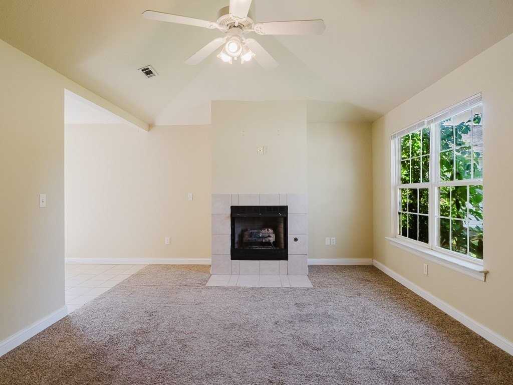 2312 Sw Morris St - Photo 2 of 17