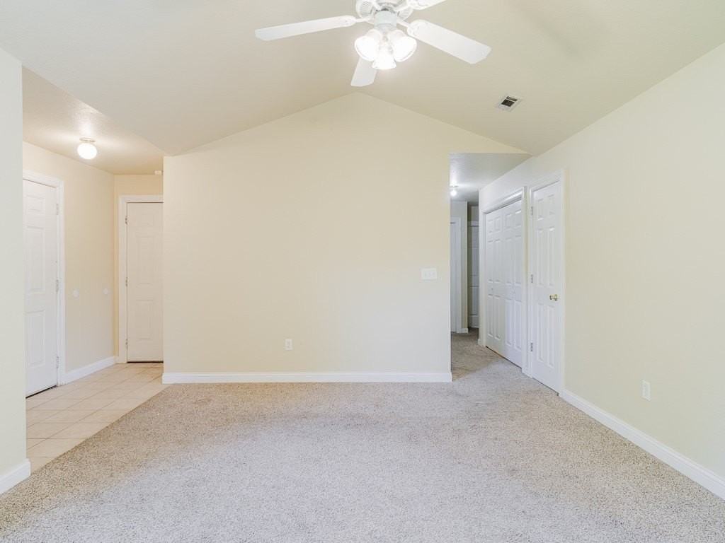 2312 Sw Morris St - Photo 3 of 17