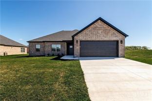 1000 Tracey Ln - Photo 1 of 1
