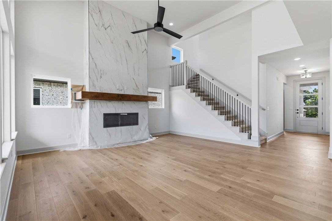 1071 Whistler Street - Photo 6 of 40