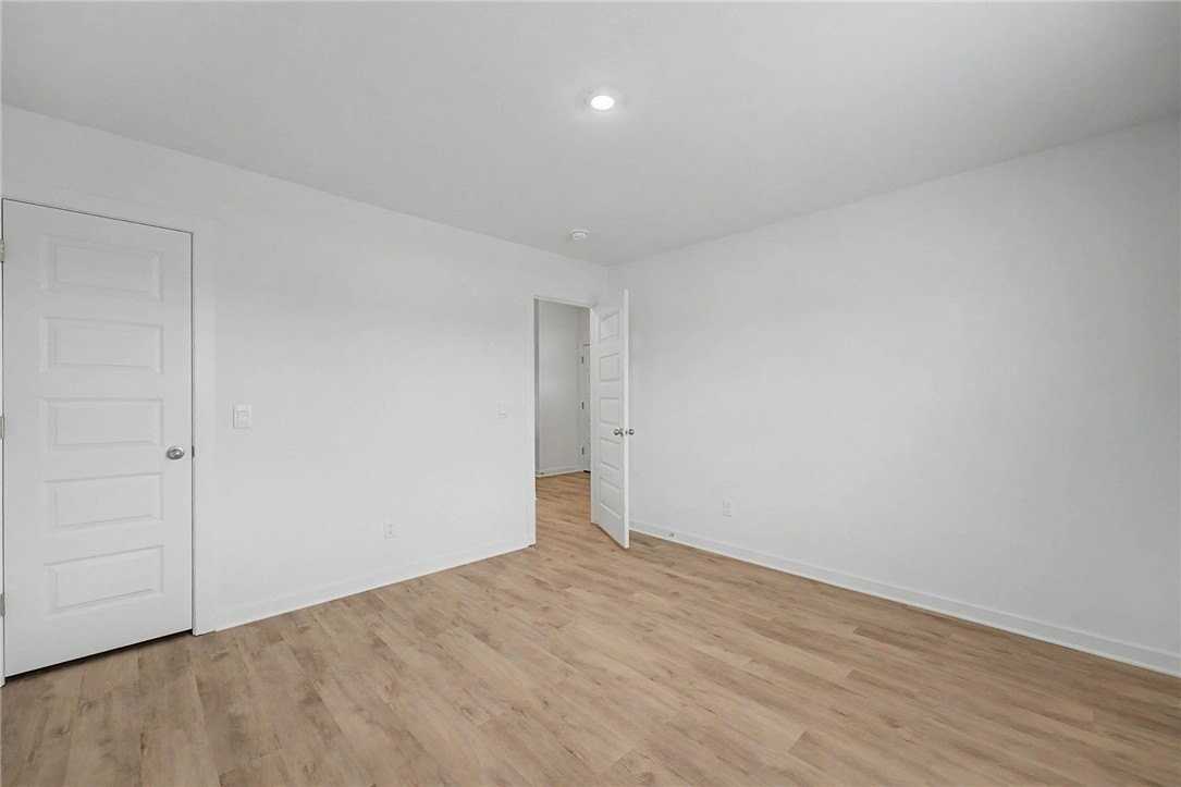 529 Nevada St - Photo 4 of 23