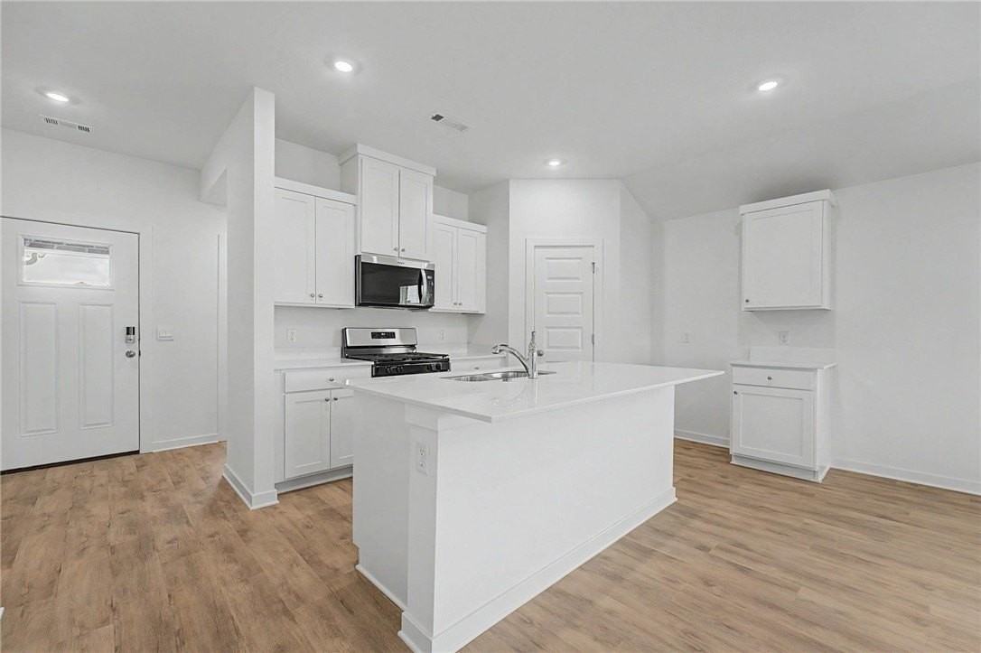 529 Nevada St - Photo 5 of 23