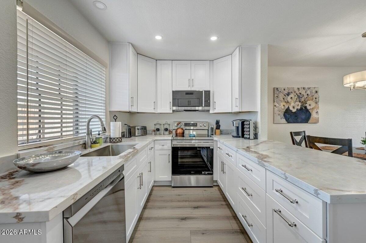4901 E Kelton Ln #1033 - Photo 6 of 15