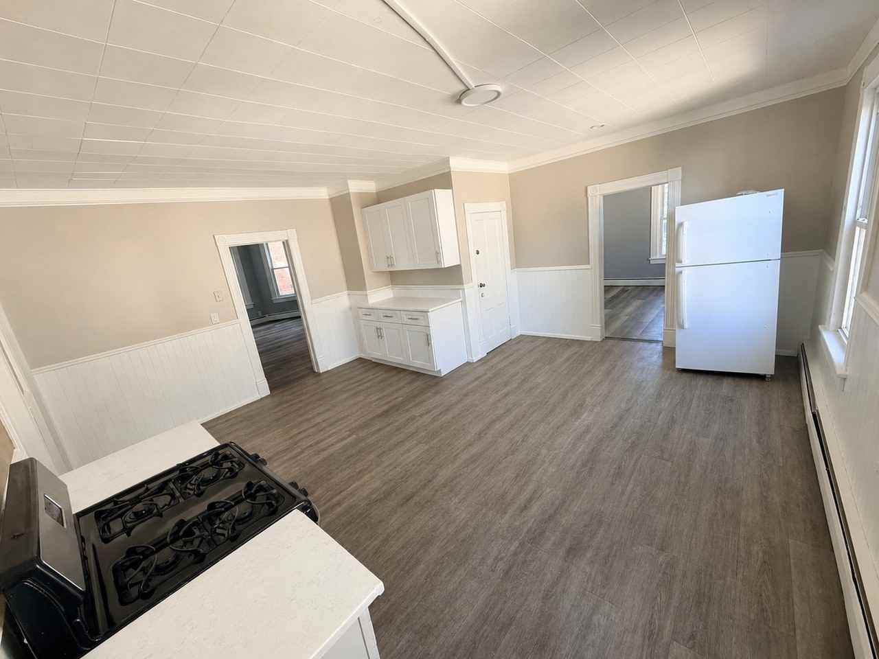 103 Smalley St #2ndFL - Photo 4 of 17