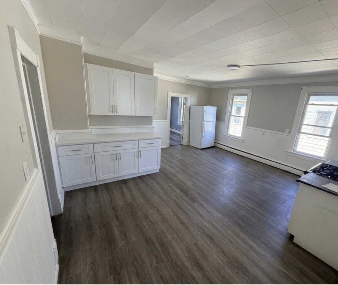 103 Smalley St #2ndFL - Photo 5 of 17