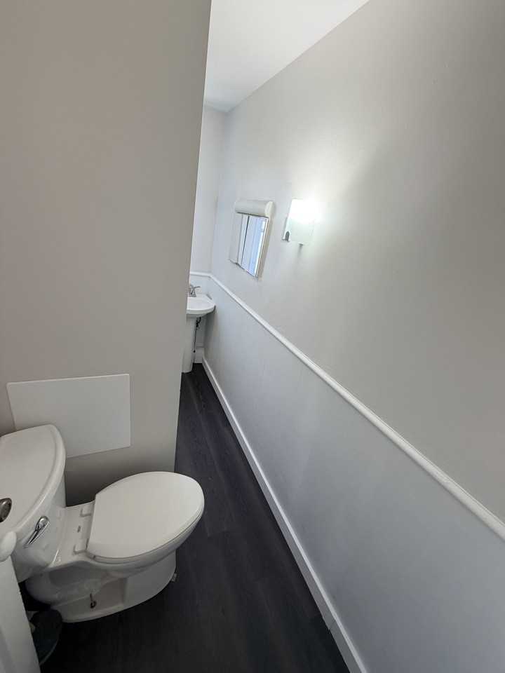 103 Smalley St #2ndFL - Photo 7 of 17