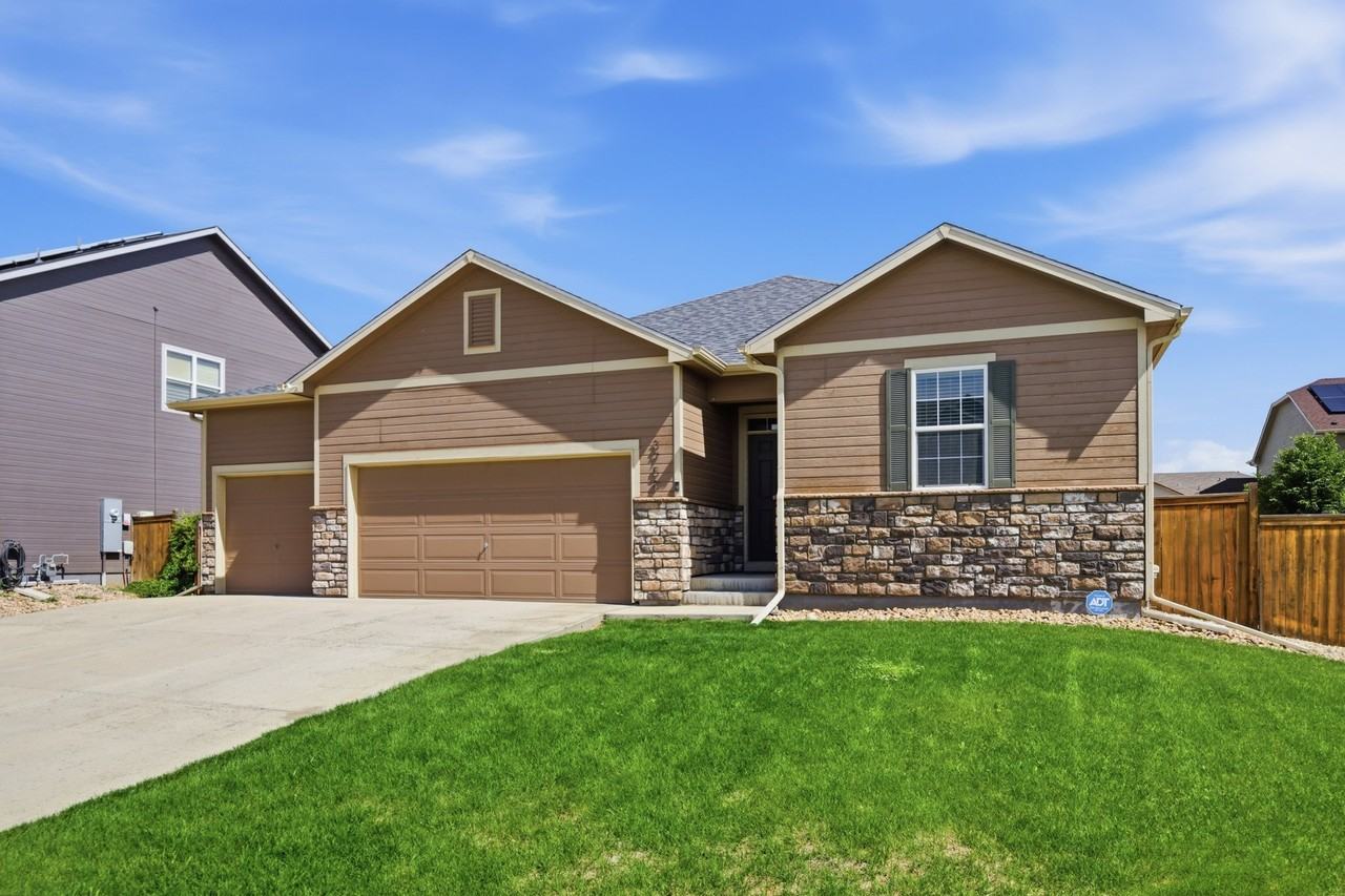 3758 Torch Lily St - Photo 2 of 21
